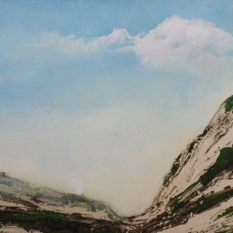 Alpenlandschaft im Nebel